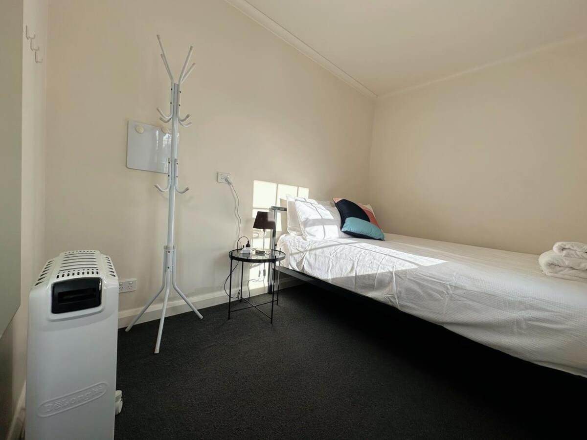 Hobart City Oasis With 3 Beds Exterior photo